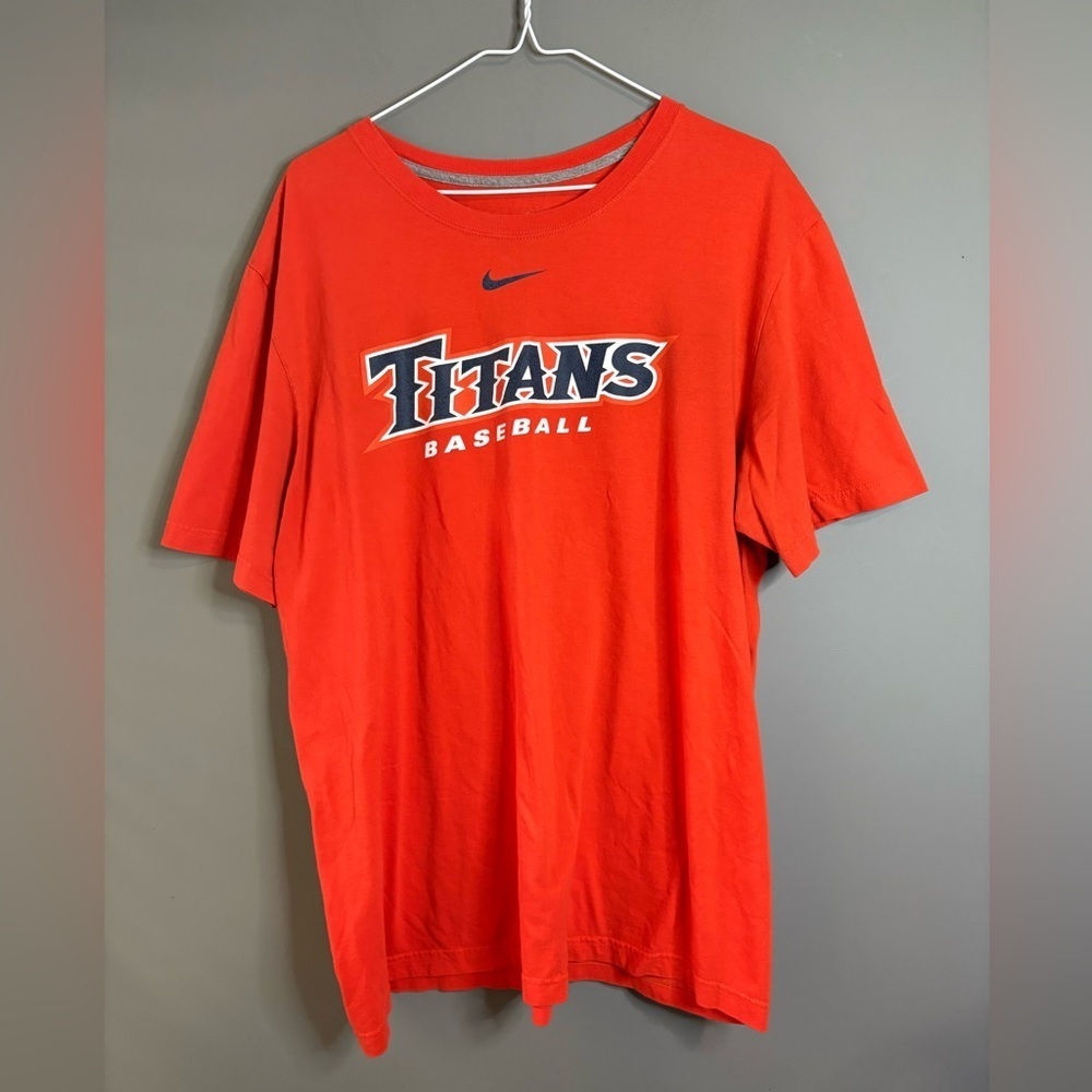 Nike size XL Orange Cal state Titans Baseball Short Sleeve Tee
